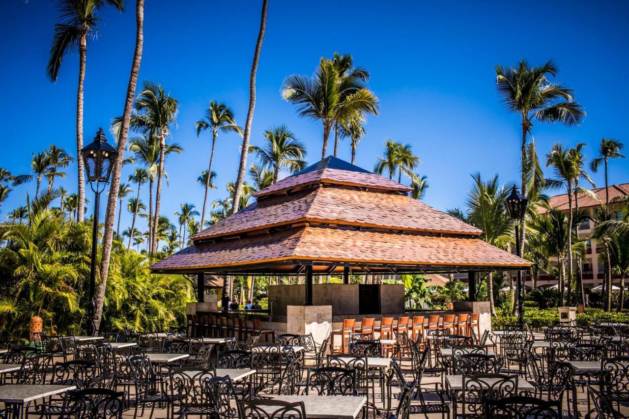 Majestic Colonial Punta Cana (Adults Only) Exterior foto Hard Rock Cafe Punta Cana