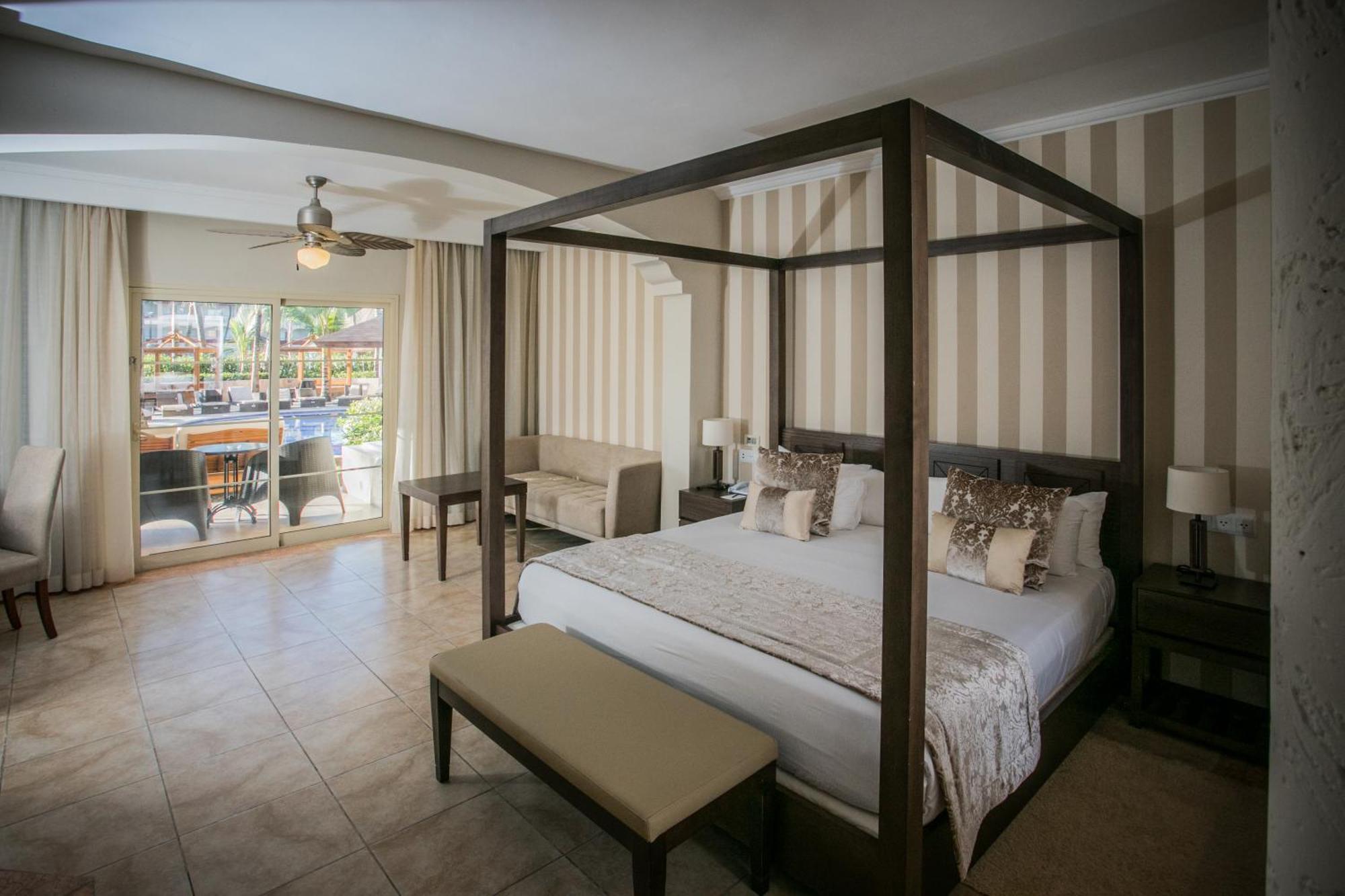 Majestic Colonial Punta Cana (Adults Only) Exterior foto A room at the Hard Rock Hotel